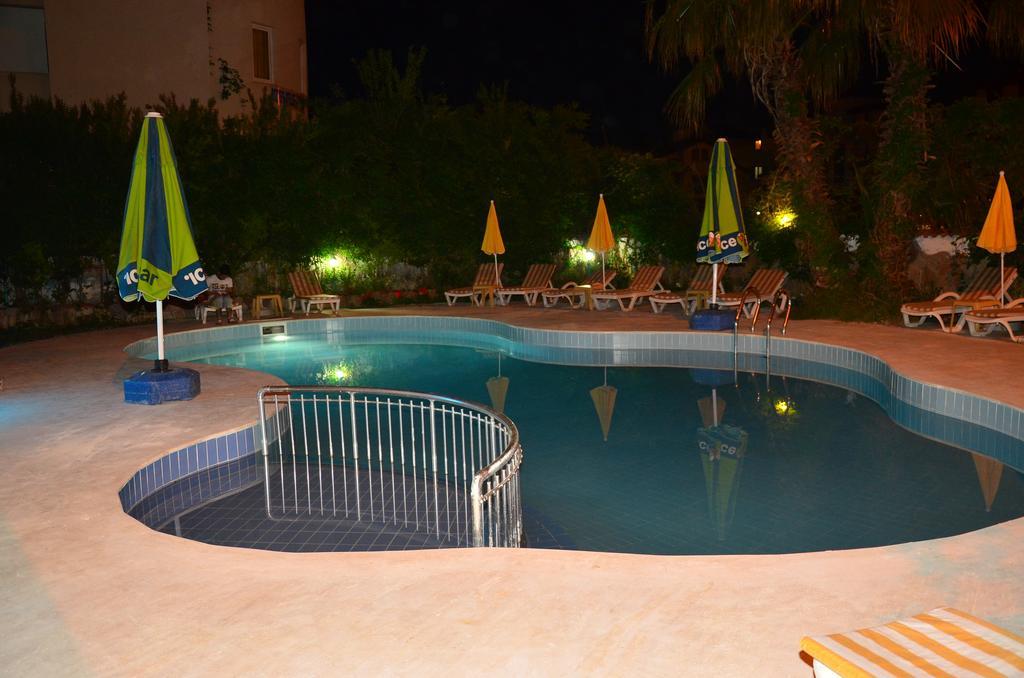 Almila Side Suite Hotel Room photo