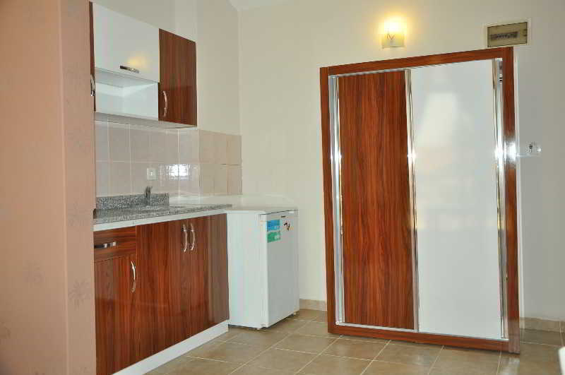Almila Side Suite Hotel Exterior photo